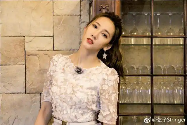 御姐气质的弦子